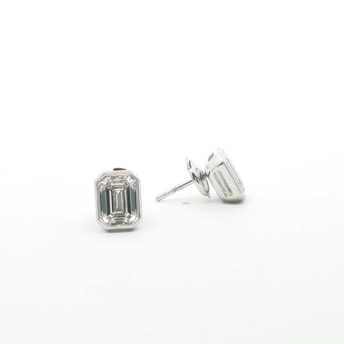 Emerald Cut Diamonds Basket Studs