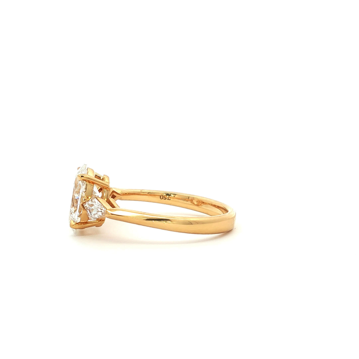 Oval Cut Diamond Ring
