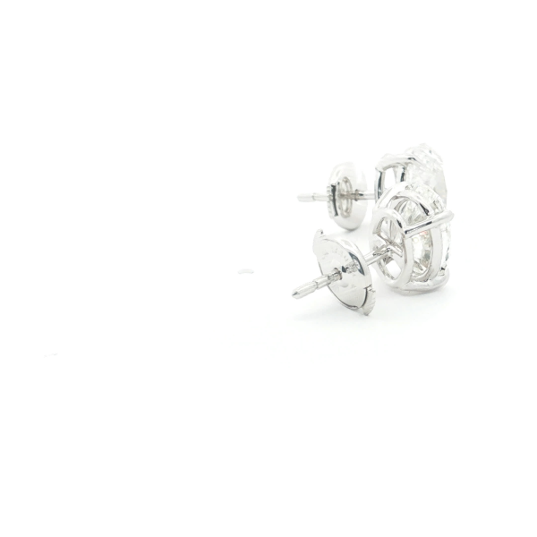 Oval Cut Diamonds Stud Earrings