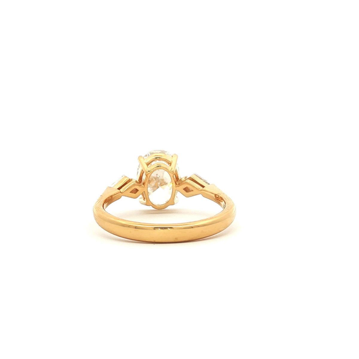 Oval Cut Diamond Ring