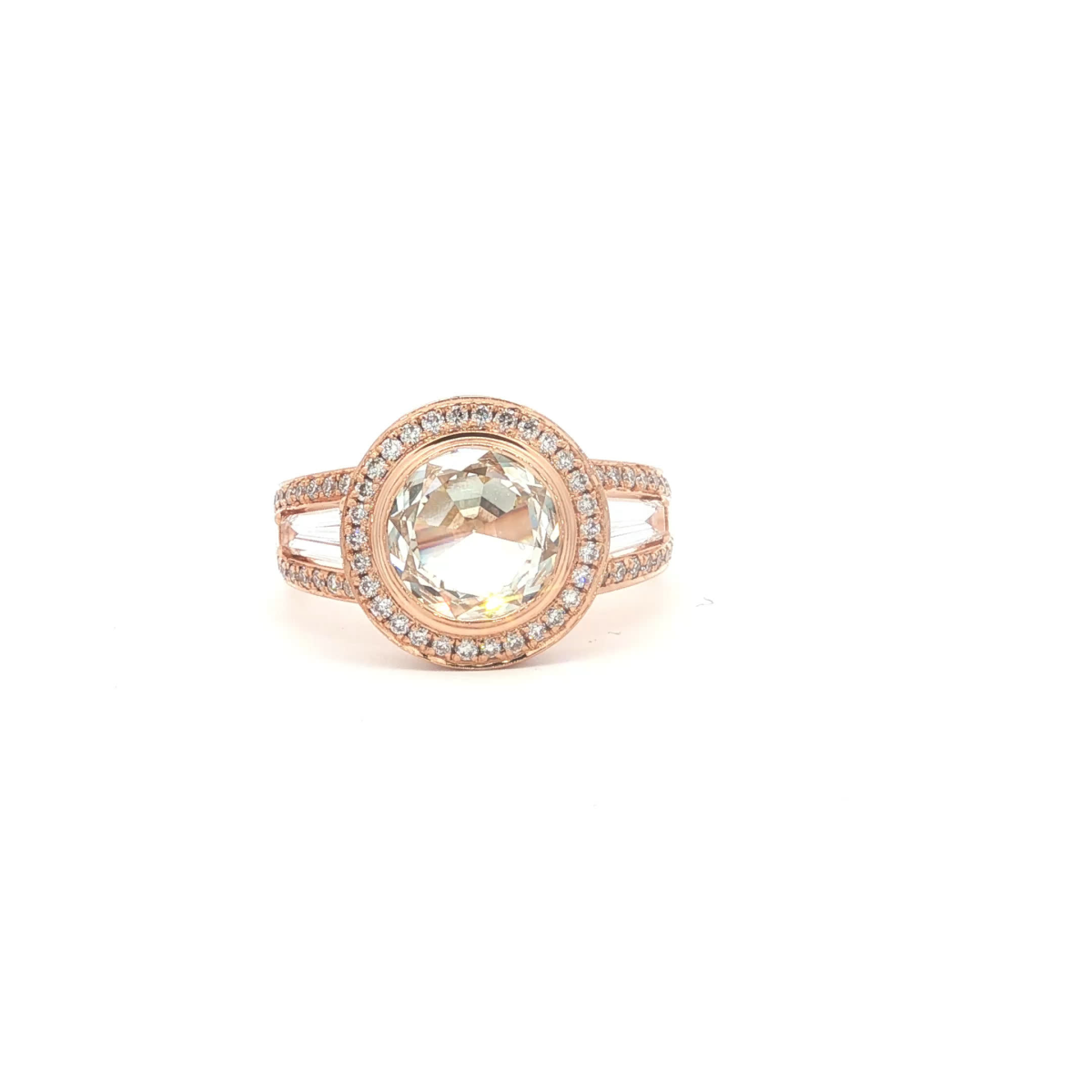 Faint Yellow Round Brilliant Diamond Ring