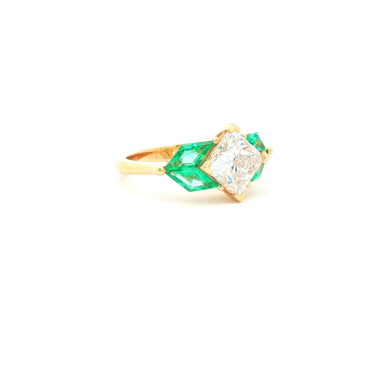 Princess Diamond Ring in Yellow Gold