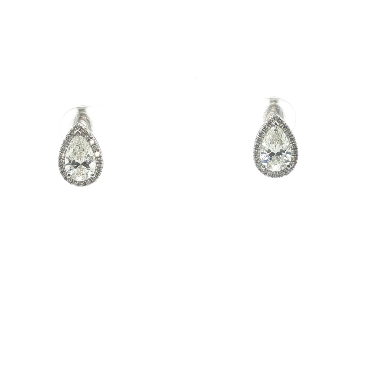 Pear Cut Diamonds Stud Earrings