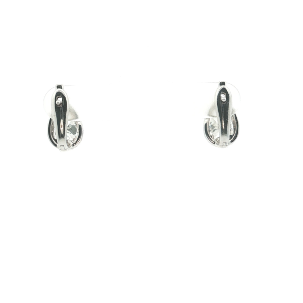 Pear Cut Diamonds Stud Earrings