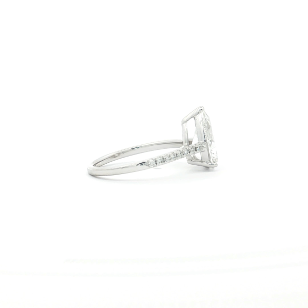 Pear Cut Diamond Ring in White Gold